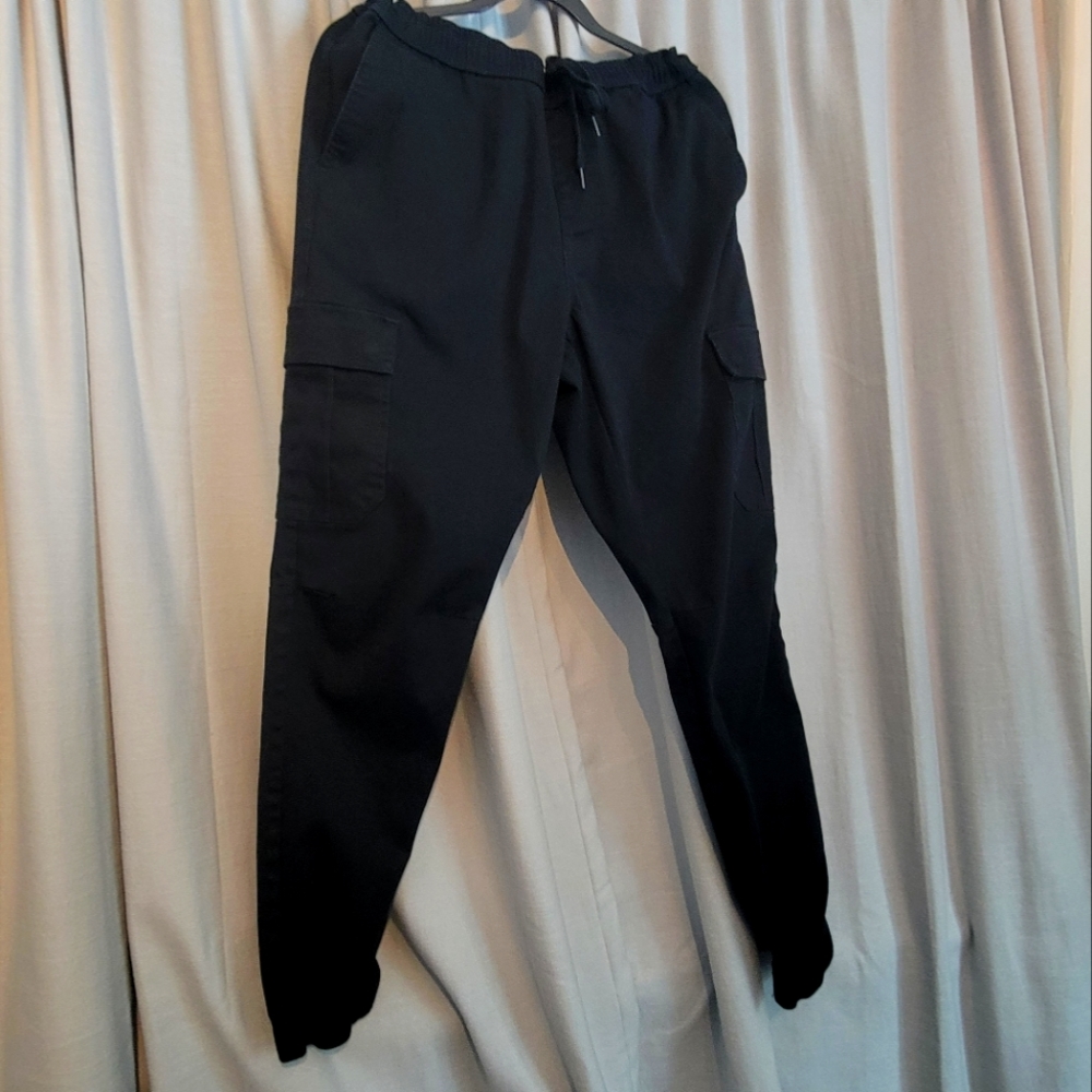 Black Zumiez Joggers